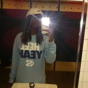 Meet your Posher, Deedee